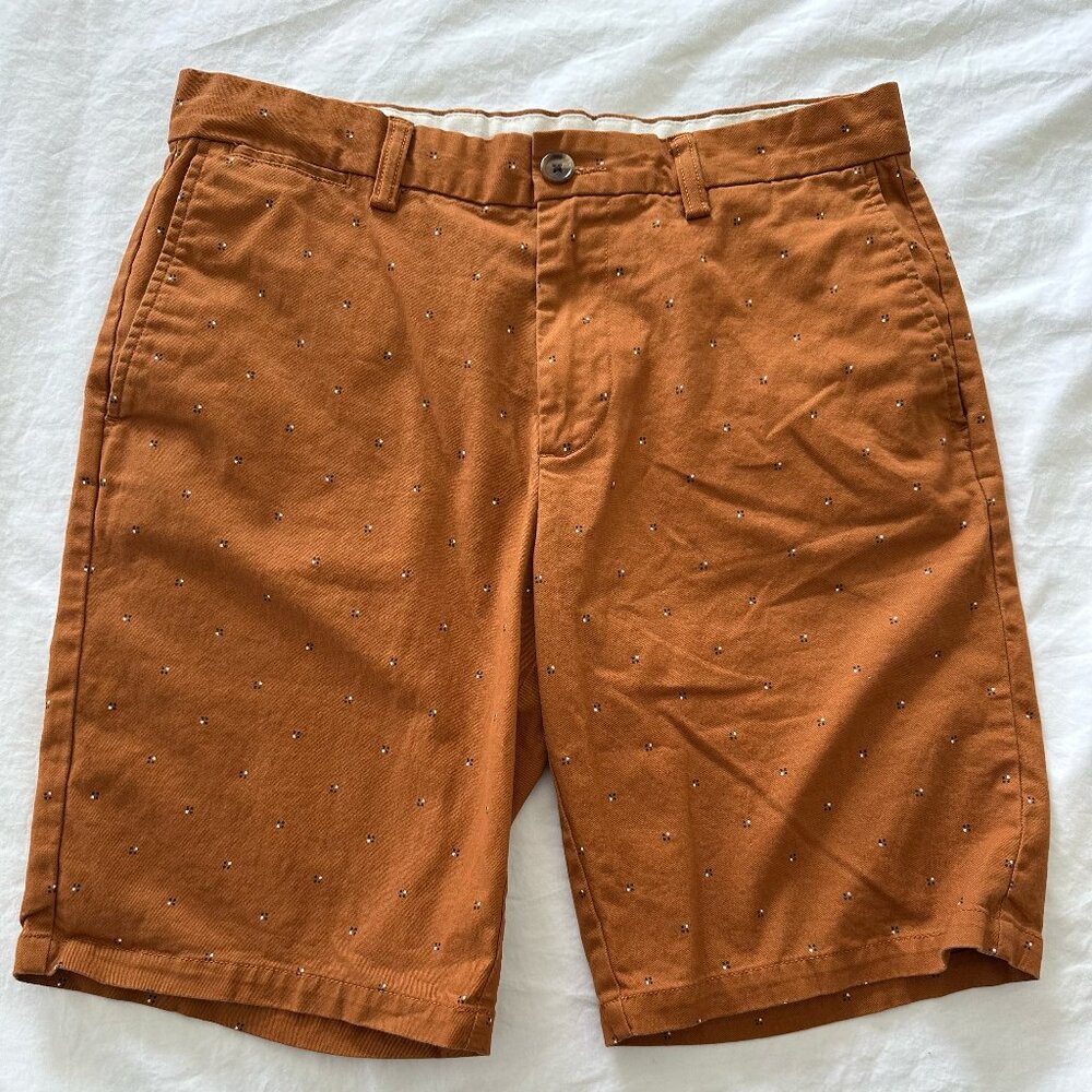Old Navy Orange Shorts (32)